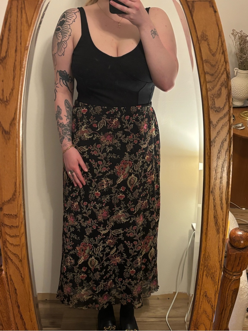 Universal Thread Black Tank - Picture 2 of 3